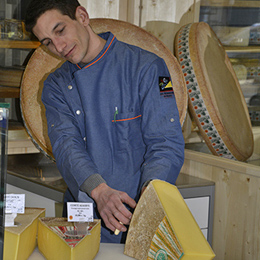 Fabien Picard, fromager à Bourg-en-Bresse dans l'Ain